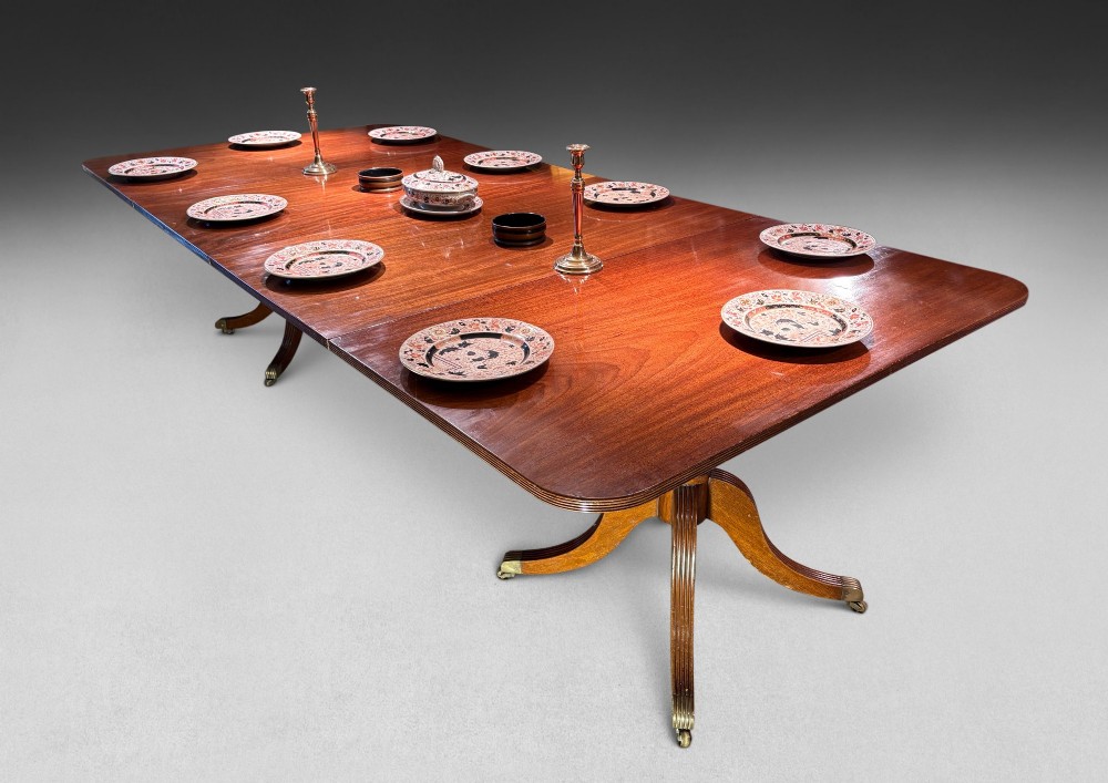 George III Mahogany two Pillar Dining Table with 2 leaves View III