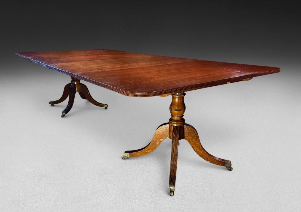 George III Mahogany two Pillar Dining Table with 2 leaves View IV