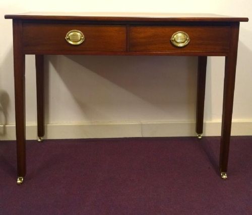 Georgian Mahogany Side Table.