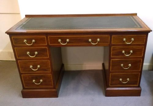 Impressive Inlaid Mahogany Edwardian Kneehole Desk.