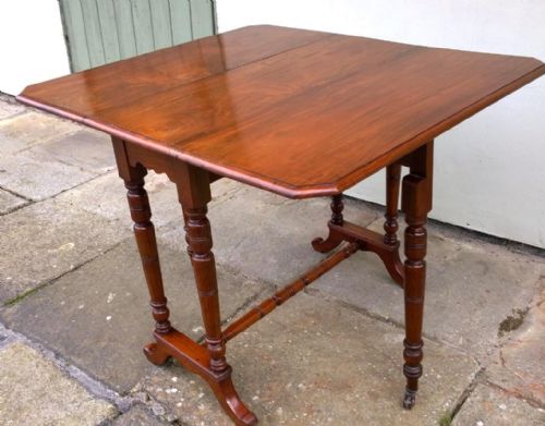 Mellow Walnut Sutherland Side / Dining Table