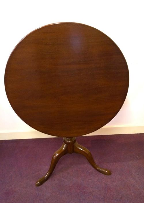 Georgian Mahogany Snap Top Pedestal Table
