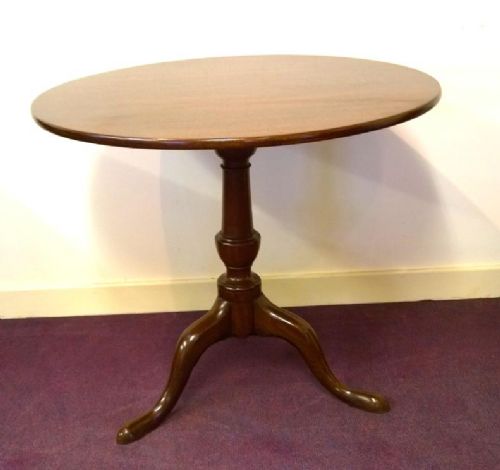 fig 1. Georgian Mahogany snap top Pedestal table