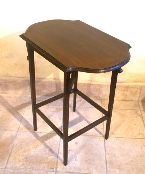 Edwardian Occasional Table in Mahogany