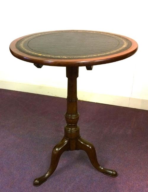 Georgian Mahogany Circular Pedestal Table Circa 1800