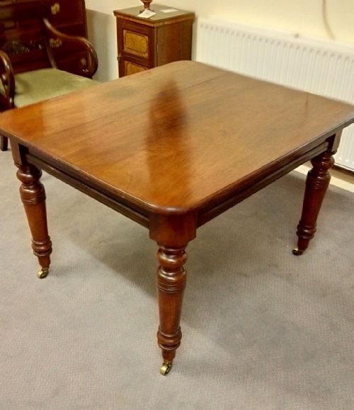 Good Solid Mahogany Dining or Kitchen Table.