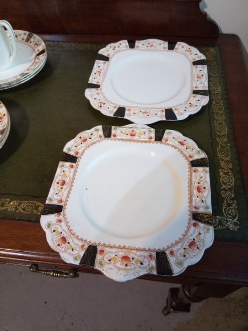 ATTRACTIVE CHINA TEA SERVICE GLADSTONE POTTERIES - ADDITIONAL PHOTO 3