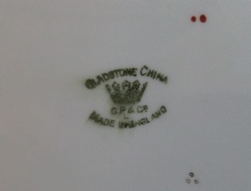 ATTRACTIVE CHINA TEA SERVICE GLADSTONE POTTERIES - ADDITIONAL PHOTO 4