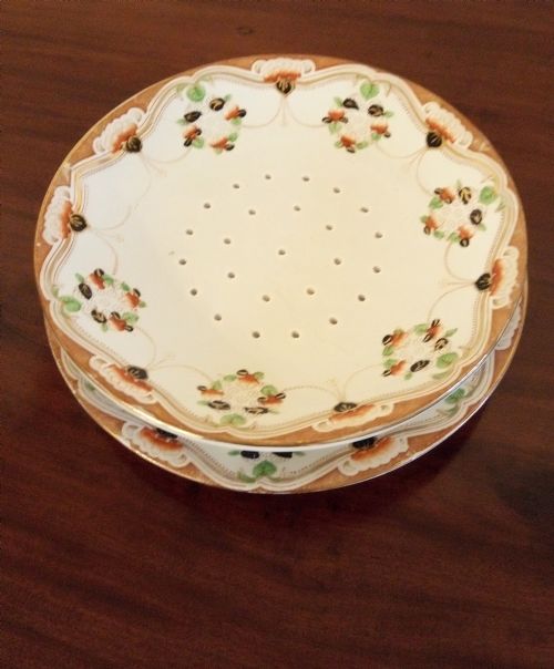 Pretty Draining Plate from Anchor Potteries