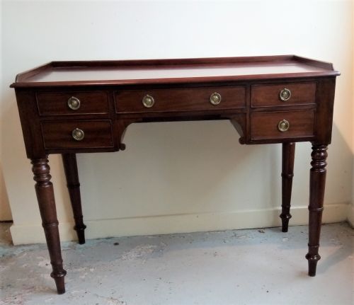 19th Century Mahogany Desk, Great Condition.