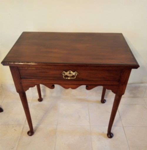 Georgian Mahogany Lowboy Style Side Table with Drawer.