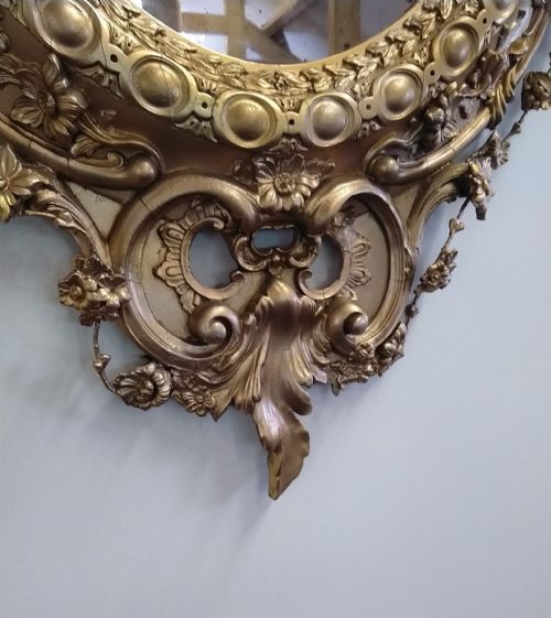 IMPRESSIVE 19THC GILT MIRROR - ADDITIONAL PHOTO 2