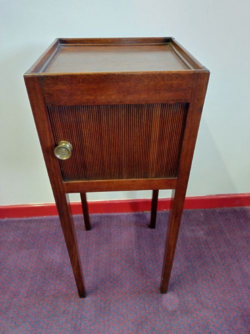 GEORGIAN NIGHT STAND IN MAHOGANY CIRCA 1800 - ADDITIONAL PHOTO 2