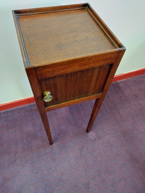 GEORGIAN NIGHT STAND IN MAHOGANY CIRCA 1800 - ADDITIONAL PHOTO 3