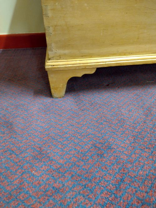 19THC BEDDING CHEST OR BOX ON BRACKET FEET - ADDITIONAL PHOTO 6
