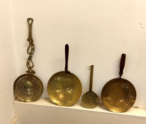 CREAM SKIMMERS IN BRASS 4 OFF - ADDITIONAL PHOTO 5