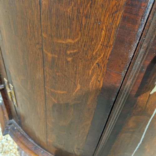 IMPRESSIVE OAK BOW FRONTED CORNER CABINET 1700S - ADDITIONAL PHOTO 7