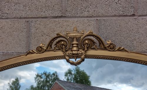19TH CENTURY GILT OVERMANTLE MIRROR WITH LOVELY DETAILING IN VERY TIDY CONDITION - ADDITIONAL PHOTO 6