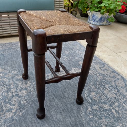 TWO COUNTRY OAK STOOLS WITH RUSH SEATS - ADDITIONAL PHOTO 7