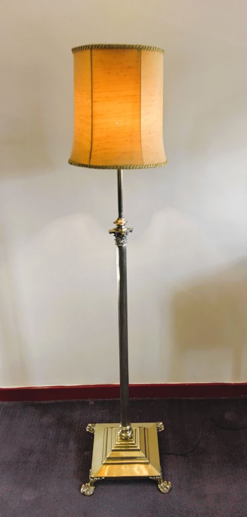 HEAVY AND SOLD BRASS STANDARD LAMP NEO CLASSICAL ADJUSTABLE HEIGHT