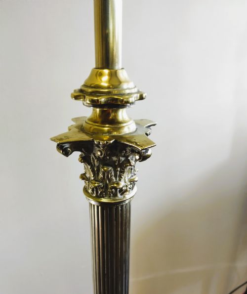 HEAVY AND SOLD BRASS STANDARD LAMP NEO CLASSICAL ADJUSTABLE HEIGHT - ADDITIONAL PHOTO 2