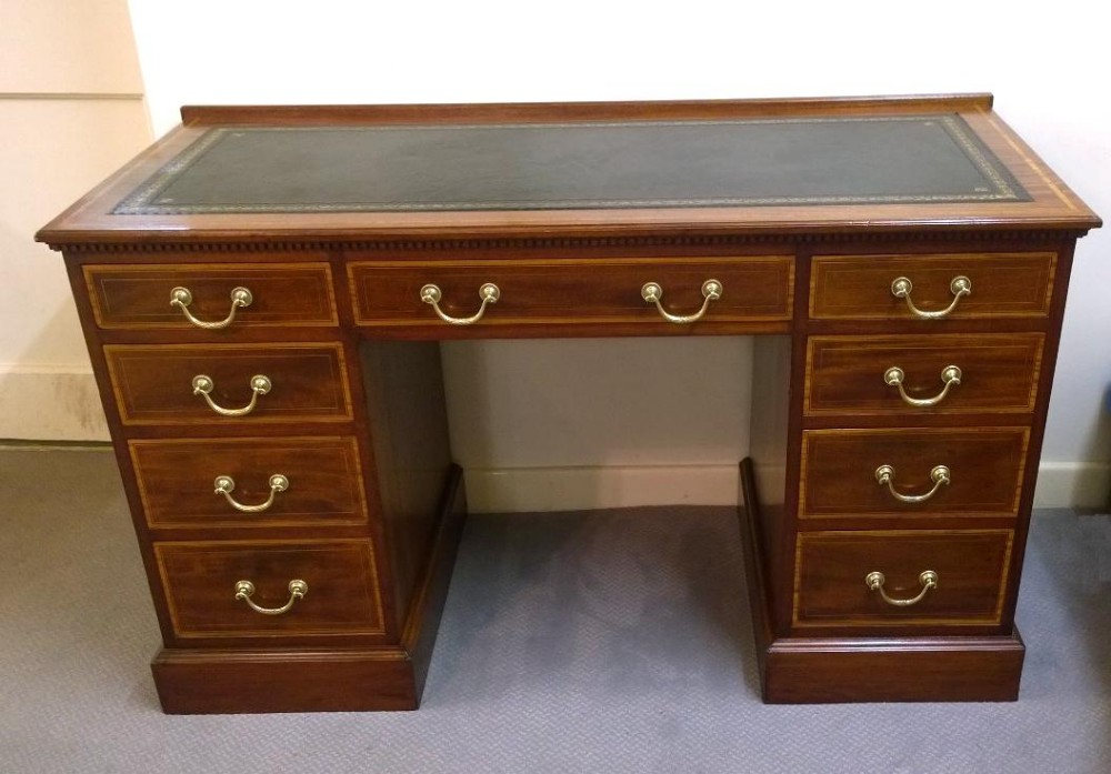 Impressive Inlaid Mahogany Edwardian Kneehole Desk.