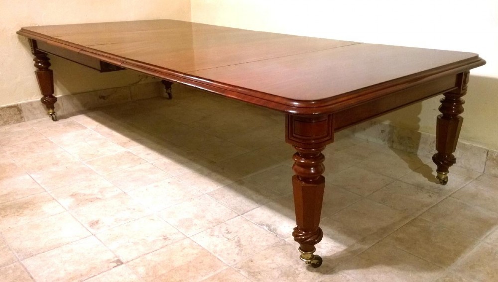 19th Century Mahogany 12 .14 seat dining table