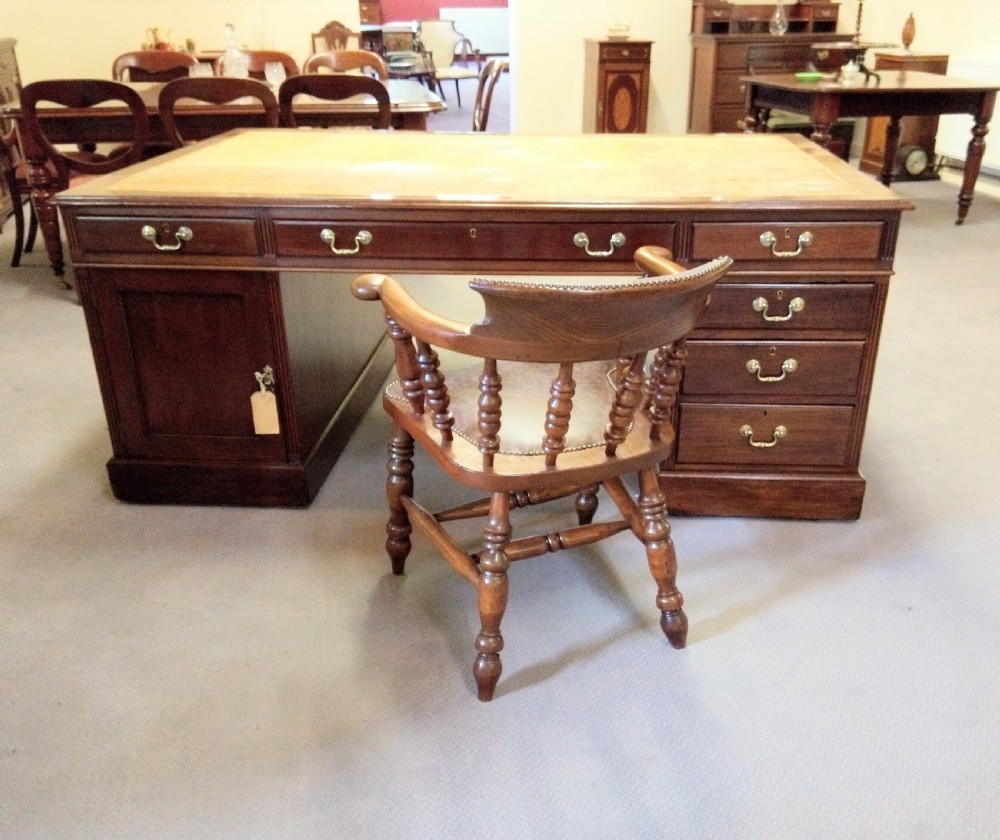 Substantial very tidy Mahogany Partners Desk View VIII