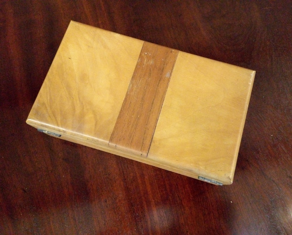 Small Deco box, make great jewellery box View III