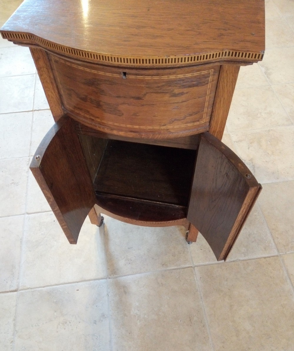 Inlaid Oak Cabinet, superb for drinks cupboard View IV