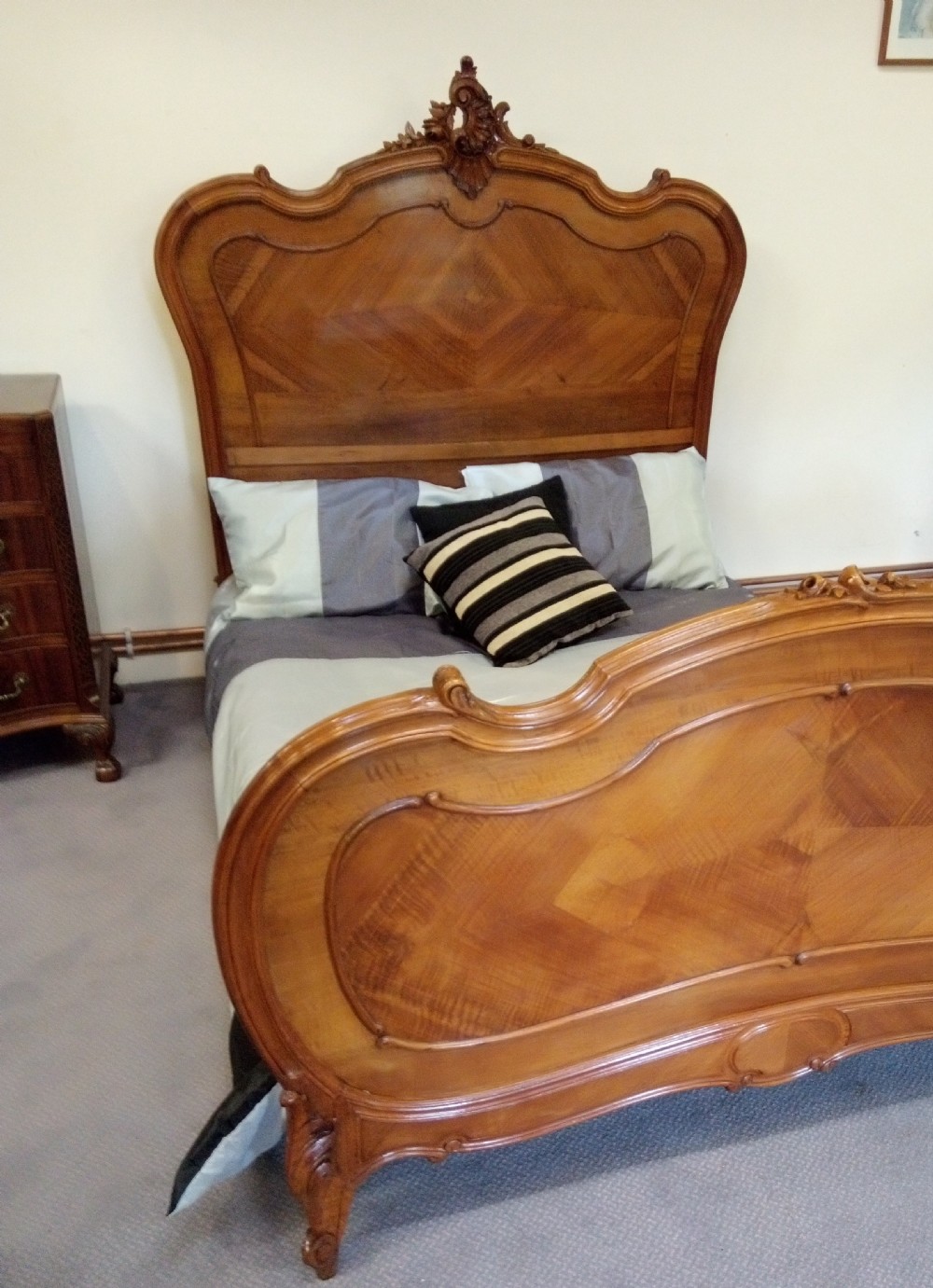 French Walnut double bed in nice tidy condition View III