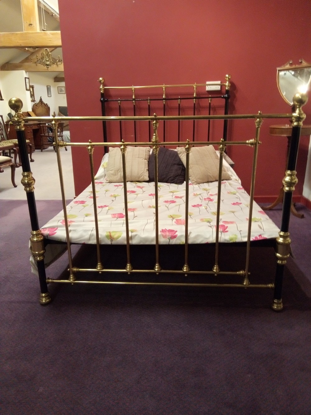 French Walnut double bed in nice tidy condition View VIII