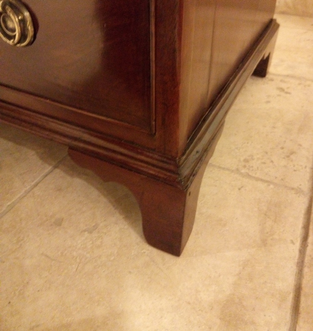 Clean small Georgian Mahogany Chest of Drawers View V