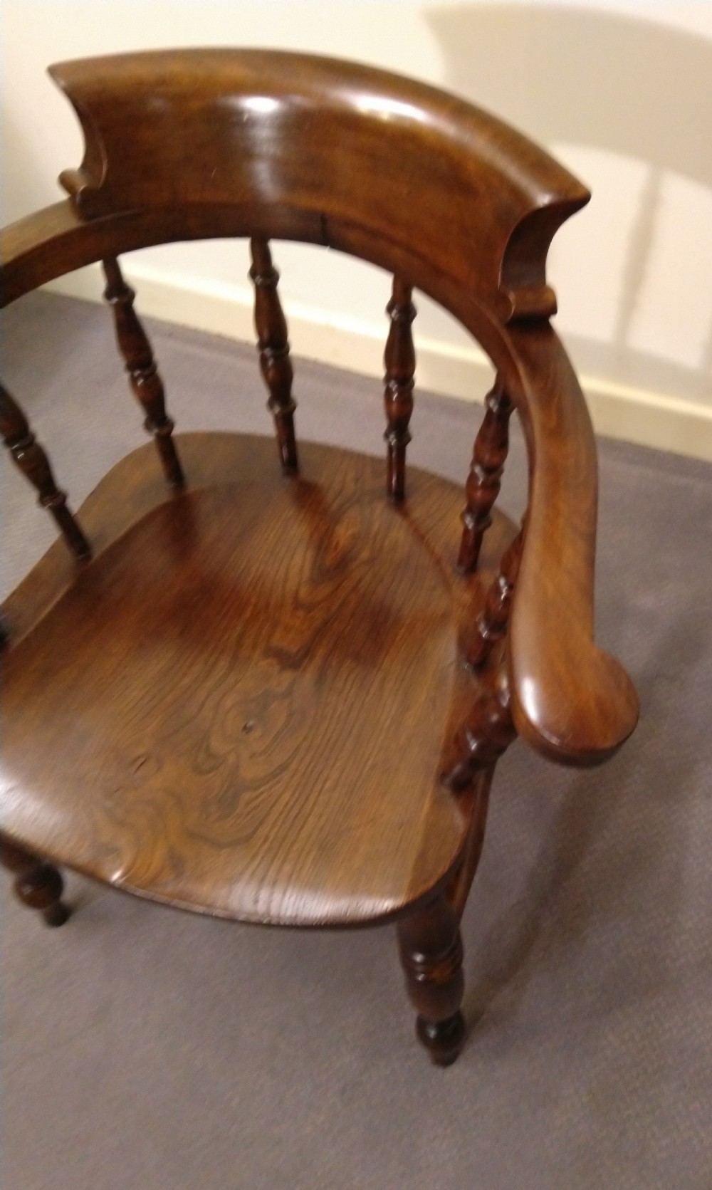 Captains chair or Smokers Bow in Excellent condition View II