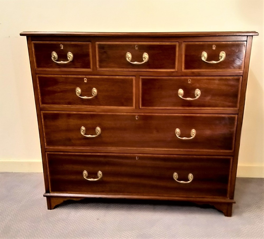 Inlaid Mahogany Chest of drawers, really clean condition
