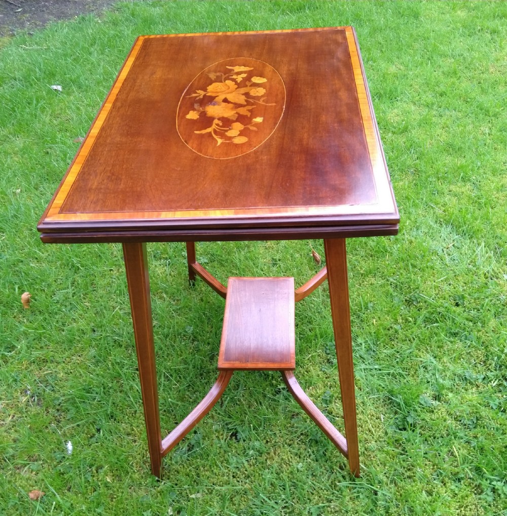 Pretty Inlaid Edwardian Occasional table View II