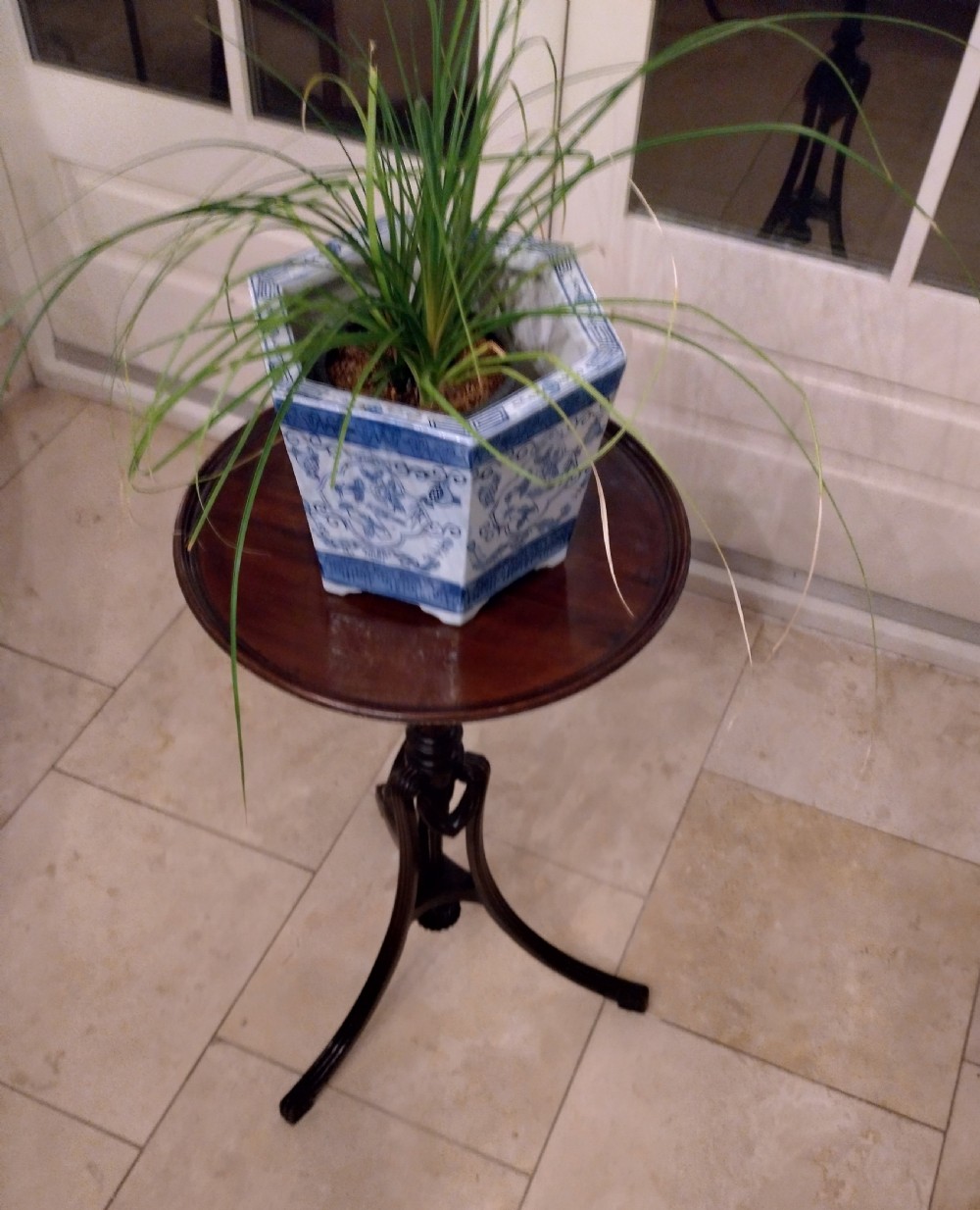Mahogany pedestal wine table or jardiniere stand View II