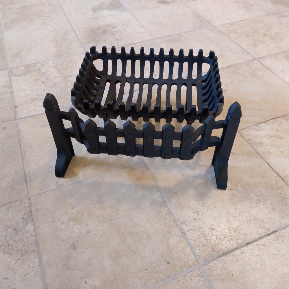Cast fire basket shaped grate with cast fire front View VII