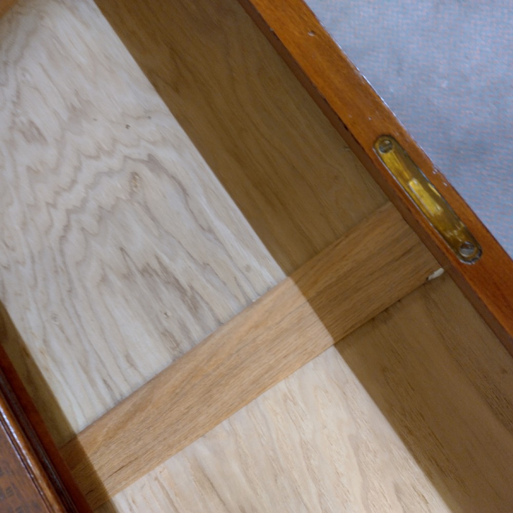 Really Clean Inlaid Mahogany Chest of Drawers, Neat Size. View VIII
