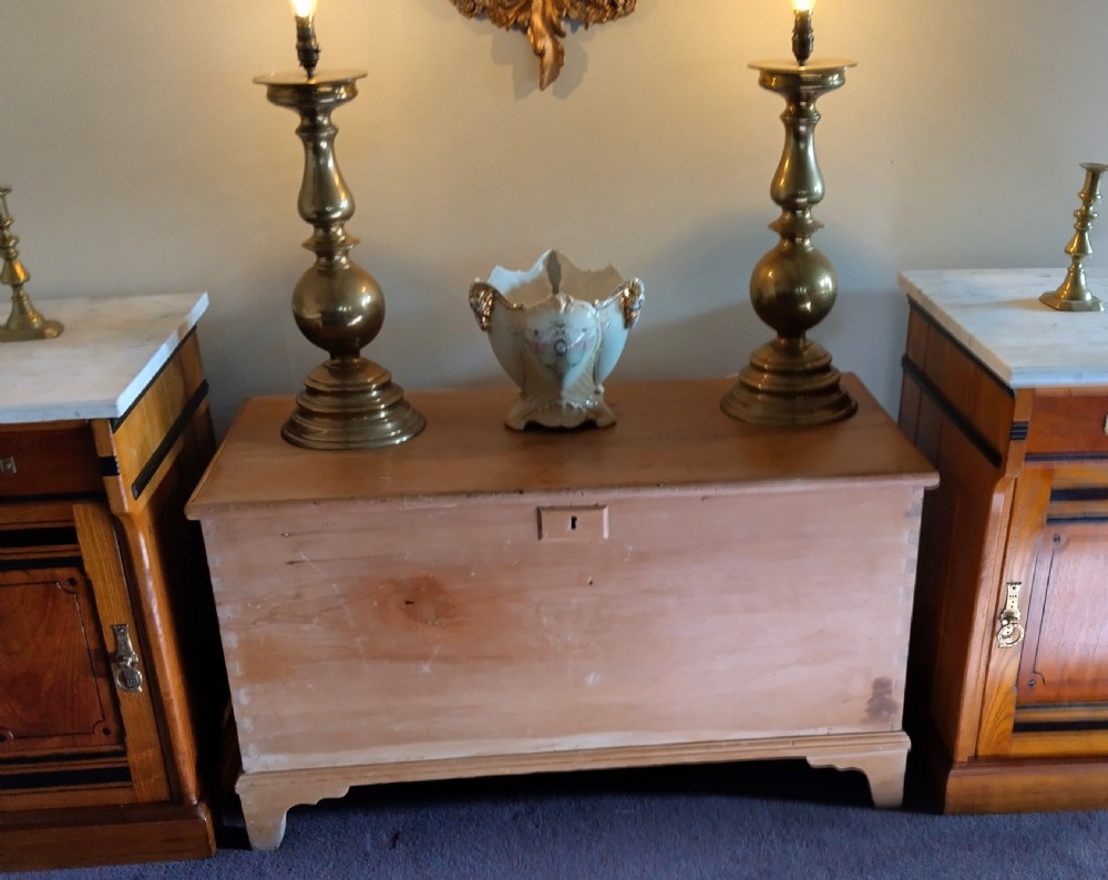 Substantial and impressive pair of Brass side lamps  View II