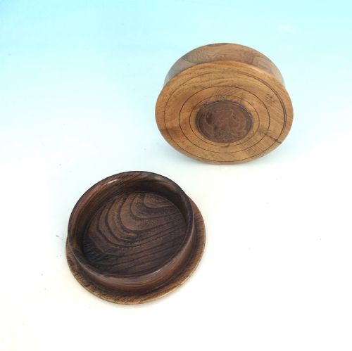 ANTIQUE TREEN 19THC ELM SNUFF BOX WITH FRENCH COIN IN THE LID FRENCH C188090 - ADDITIONAL PHOTO 3