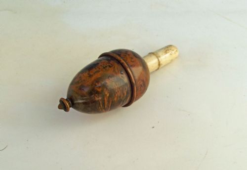 A 19THC TREEN BURR WALNUT AND BONE TURNED NEEDLECASE FRENCH C186080 - ADDITIONAL PHOTO 3