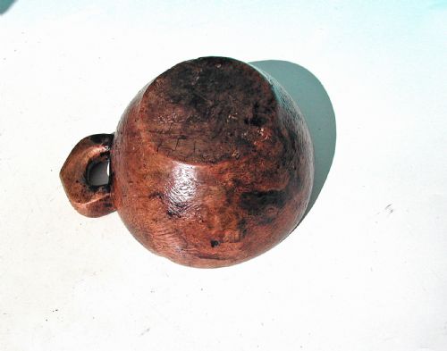 ANTIQUE 19THC BIRCH DUG OUT FOOD BOWL WITH SIDE HANDLE SCANDINAVIAN C184060 - ADDITIONAL PHOTO 1