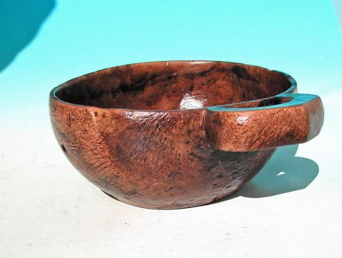 ANTIQUE 19THC BIRCH DUG OUT FOOD BOWL WITH SIDE HANDLE SCANDINAVIAN C184060 - ADDITIONAL PHOTO 3