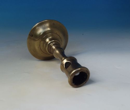16THC EARLY METALWARE BRASS SINGLE CANDLESTICK FRENCH C155080 - ADDITIONAL PHOTO 4