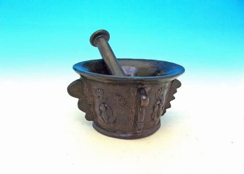 ANTIQUE METALWARE 16THC17THC BRONZE MORTAR PESTLE FRENCH C1580 C1600 - ADDITIONAL PHOTO 3