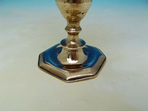 ANTIQUE METALWARE LATE 17THC BRASS SINGLE CANDLESTICK FRENCH C1690C1720 - ADDITIONAL PHOTO 4