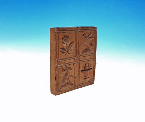 ANTIQUE TREEN 19THC SYCAMORE BISCUIT MOULD WITH FOUR CARVED SQUARES - ADDITIONAL PHOTO 3
