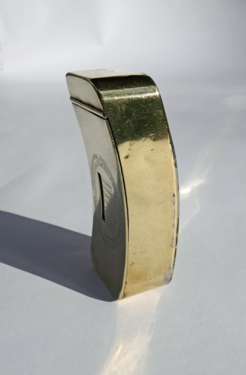 AN EARLY 19THC BRASS SNUFF BOX PERPETUAL CALENDER WITH INSCRIPTION ENGLISH C1832 - ADDITIONAL PHOTO 4
