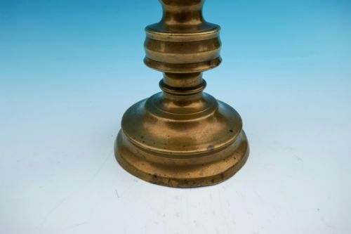 ANTIQUE METALWARE 16THC SINGLE BRASS PRICKET CANDLESTICK FLEMISH C1490C1520 - ADDITIONAL PHOTO 3